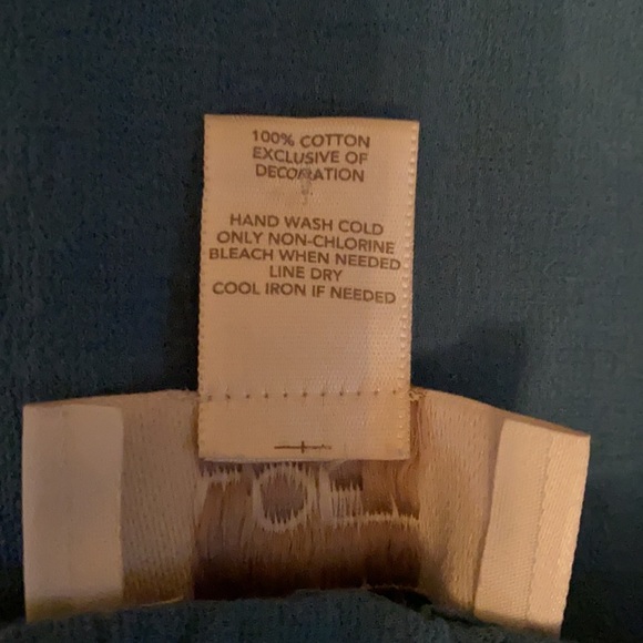 Ann Taylor Loft Top - Picture 5 of 5